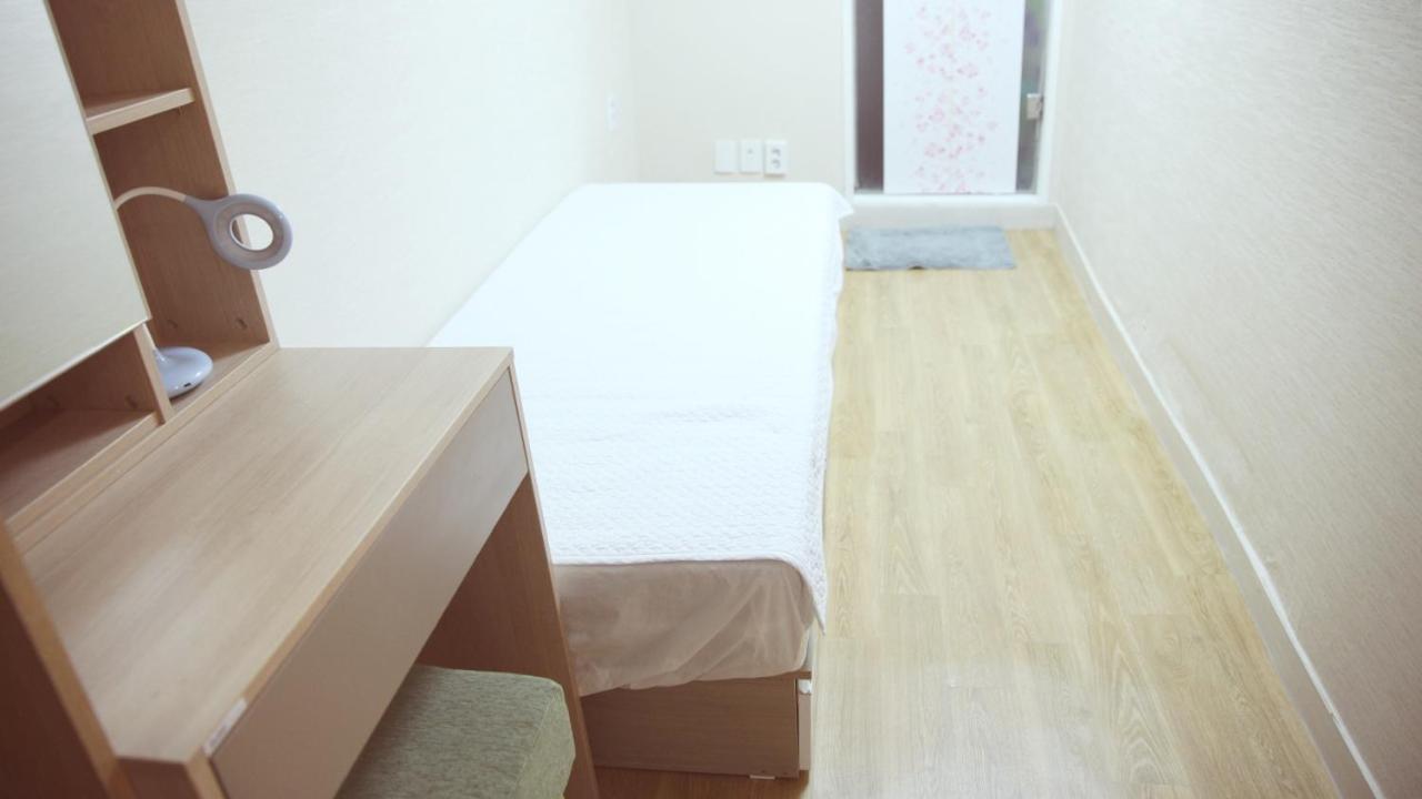 Unni House Hostel Seoul Exterior photo